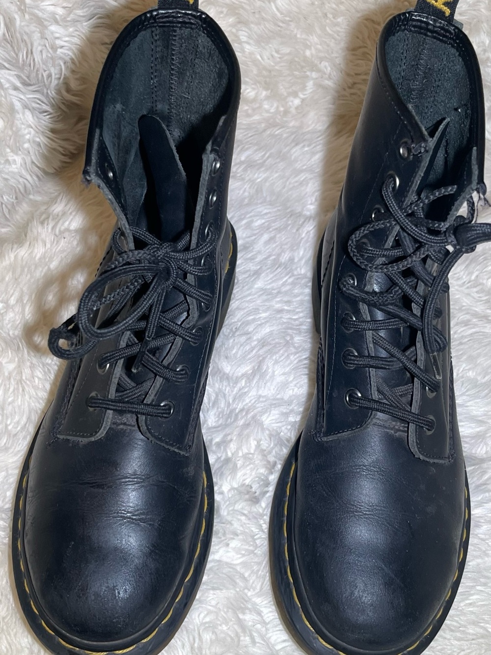 Dr Martens Black Lace-Up Leather Boots size 9 L